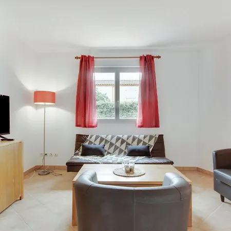 La Pinede Apartment